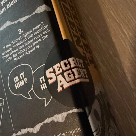 Paladone Secret Agent Game * New in Box * Strategy & Family Fun - Picture 5 of 6